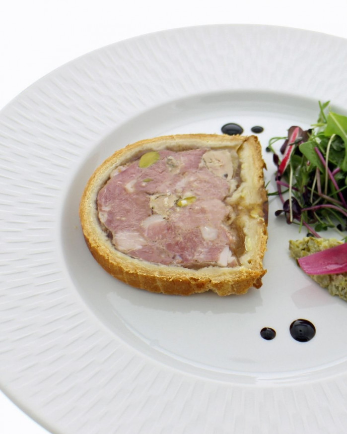 Notre pâté en croûte aux 3 volailles et foie gras