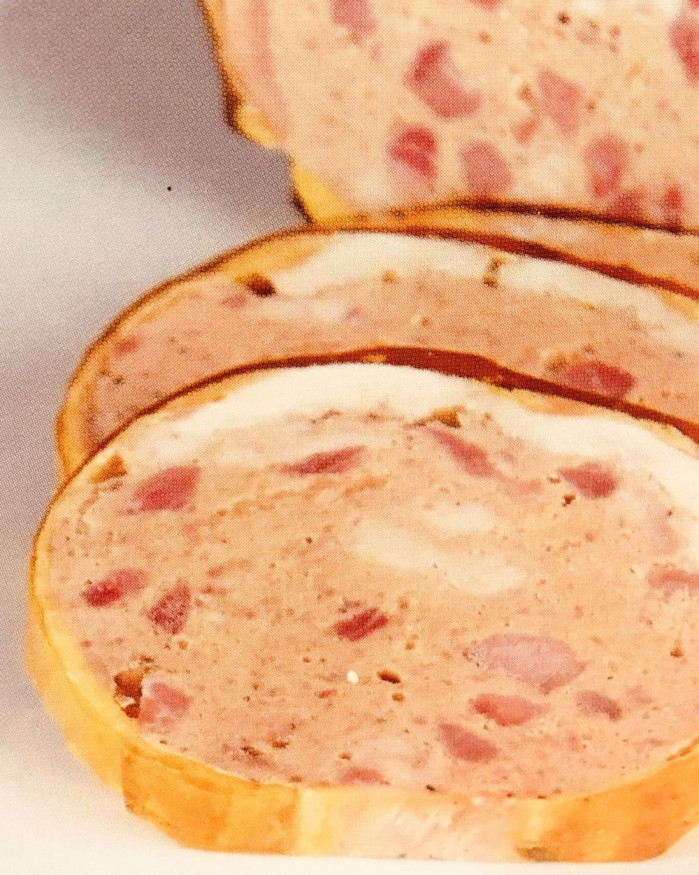 Ballotine de pintade tradition aux girolles