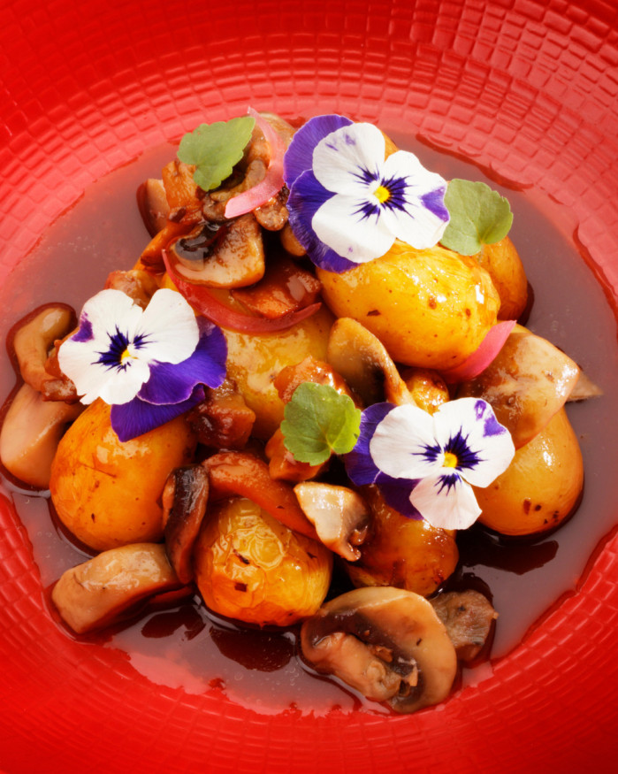 Poêlée de rattes, marrons, champignons au jus de viande