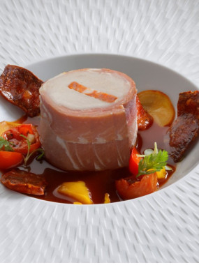 Mignon de porc rôti au chorizo et son émulsion Andalouse