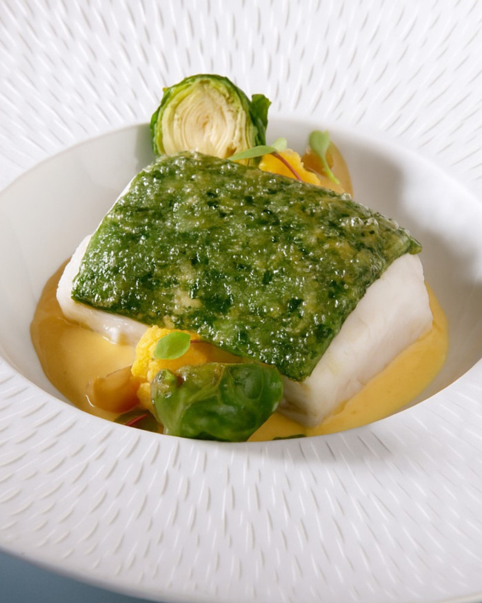 Dos de sandre en habit vert croustillant sauce normande