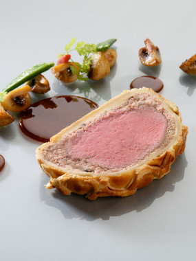 Filet de bœuf Wellington, sa sauce porto