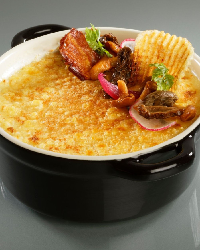Parmentier de volaille, caponata de légumes, jus de tomate