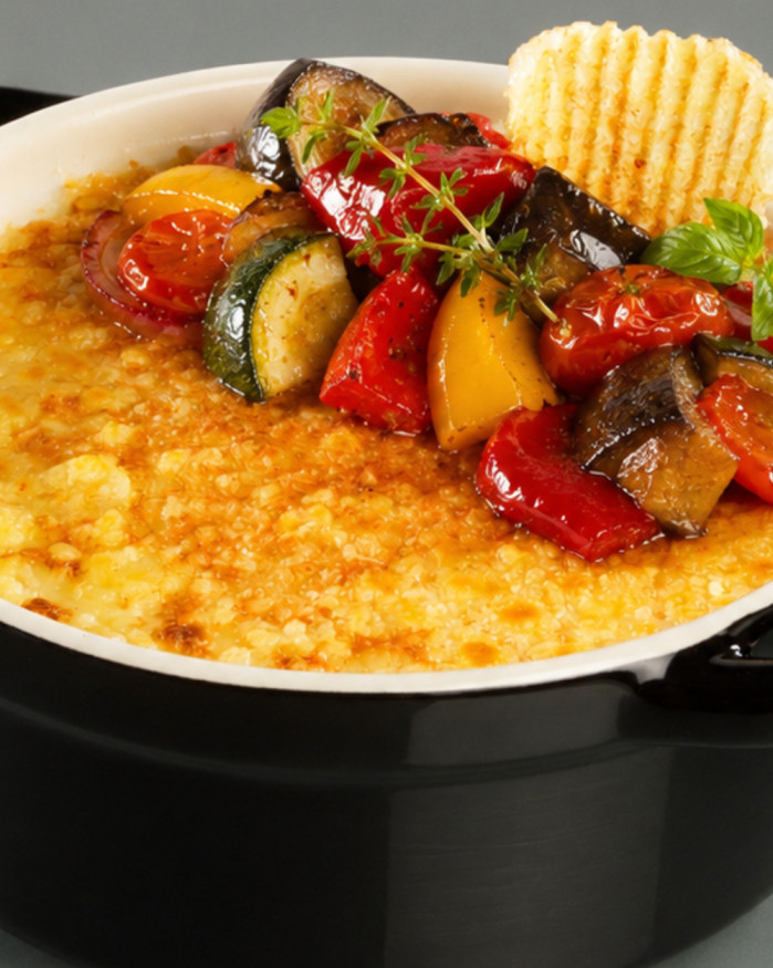 Parmentier de volaille, caponata de légumes, jus de tomate